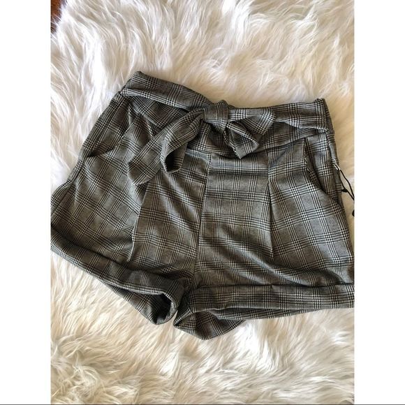 Hounds-print front tie dressy shorts - Picture 5 of 6